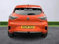 Used Renault Clio V Techno 143 HP (105 kW) 2024 Orange Hatchback