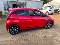 Usado Toyota Aygo Trend 72 HP (52 kW) 2021 Vermelho Citadino