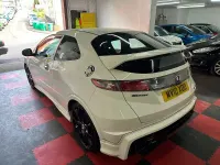 Używany Honda Civic Type R 197 KM (144 kW) 2010 Biały Hatchback