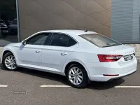 Used Skoda Superb SE Technology 150 HP (110 kW) 2022 White Hatchback