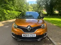 Used Renault Captur Iconic 2020 Orange/black SUV