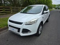 Begagnad Ford Kuga Zetec 163 HK (119 kW) 2014 Vit SUV