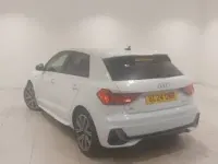 Begagnad Audi A1 S-Line 95 HK (69 kW) 2024 Vit SUV