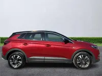 Used Vauxhall Grandland X Sport 130 HP (95 kW) 2018 Red SUV