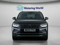 Usado VW Tiguan Elegance 245 HP (180 kW) 2023 Cinzento SUV