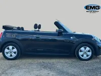 Begagnad Mini Cooper Cabriolet Classic 136 HK (100 kW) 2019 Svart Cab