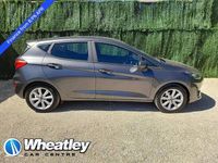 Usado Ford Fiesta Trend 2023 Cinzento Citadino