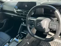Usado Citroën e-C4 Shine 100 kW (136 HP) 2023 Cinzento Sedan