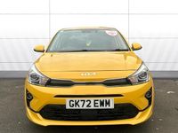 Used Kia Rio 101 HP (74 kW) 2022 Yellow Hatchback