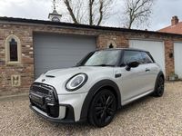 Usado Mini Cooper S Hatch 2021 Prateado Citadino