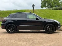 Used Porsche Macan 258 HP (189 kW) 2017 Black SUV
