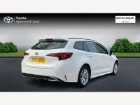 Used Toyota Corolla 140 HP (102 kW) 2024 White Estate