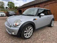 Usado Mini Cooper Hatch 2009 Prateado Citadino