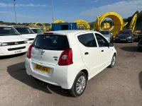Used Suzuki Alto 68 HP (50 kW) 2010 White Hatchback