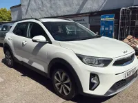 Used Kia Stonic 100 HP (73 kW) 2023 White SUV