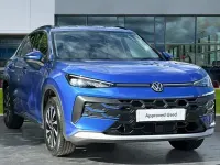 New VW T-Roc Life 150 HP (110 kW) 2026 Clearwater blue metallic SUV