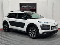 Used Citroën C4 Cactus Flair 2015 White Hatchback