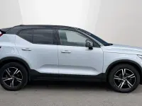 Used Volvo XC40 R-Design 163 HP (119 kW) 2021 SUV