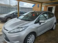 Used Ford Fiesta 70 HP (51 kW) 2012 Silver Hatchback