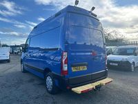 Used Vauxhall Movano 145 HP (106 kW) 2018 Blue MPV