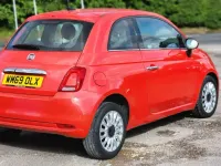 Usado Fiat 500 Lounge 69 HP (50 kW) 2020 Rosa Citadino