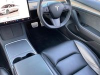 Used Tesla Model 3 Performance 461 kW (627 HP) 2023 White Sedan