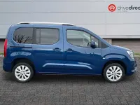 Used Vauxhall Combo Elite 130 HP (95 kW) 2020 Blue MPV