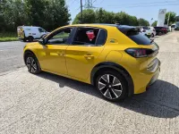 Used Peugeot e-208 Premium 98 kW (134 HP) 2022 Yellow Hatchback