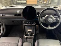 Usado Mini Cooper S Hatch 201 HP (147 kW) 2024 Prateado Citadino