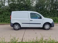 Used Renault Kangoo 90 HP (66 kW) 2012 White MPV