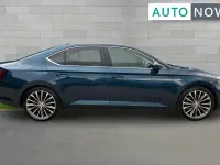 Used Skoda Superb 276 HP (202 kW) 2018 Blue Hatchback