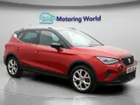 Usado Seat Arona FR 116 CV (85 kW) 2024 Rojo SUV