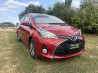 Used Toyota Yaris 99 HP (72 kW) 2016 Red Hatchback