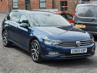 Used VW Passat SEL 120 HP (88 kW) 2020 Blue Estate