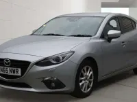 Usado Mazda 3 165 HP (121 kW) 2015 Prateado Citadino