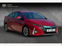 Used Toyota Prius Business Edition 122 HP (89 kW) 2017 Red Hatchback