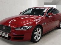 Begagnad Jaguar XE Portfolio 200 HK (147 kW) 2019 Röd Sedan