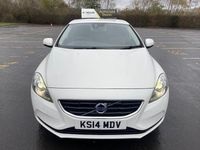 Used Volvo V40 SE Lux 115 HP (84 kW) 2014 White Hatchback
