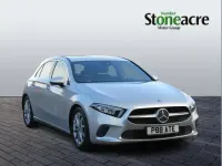 Usado Mercedes A180 Executive 113 HP (83 kW) 2018 Prateado Citadino