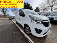 Usado Vauxhall Vivaro Sportive 120 HP (88 kW) 2018 Branco Monovolume