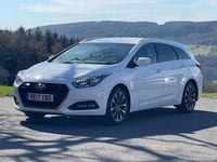 Used Hyundai i40 SE 141 HP (103 kW) 2017 White Estate