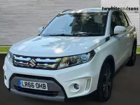 Used Suzuki Vitara SZ5 120 HP (88 kW) 2016 White SUV