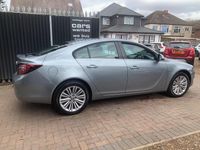Used Vauxhall Insignia Design Edition 140 HP (102 kW) 2015 Silver Hatchback