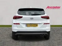 Used Hyundai Tucson SE 177 HP (130 kW) 2019 White SUV