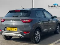 Used Kia Stonic 99 HP (72 kW) 2023 Storm grey premium SUV