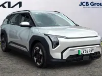 Used Kia EV3 Air 147 kW (201 HP) 2025 Silver SUV