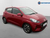 Used Hyundai i10 Advanced 63 HP (46 kW) 2025 Red Hatchback