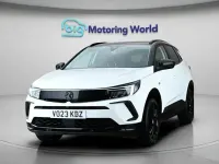 Used Vauxhall Grandland X GS Line 131 HP (96 kW) 2022 White SUV