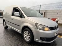 Usado VW Caddy 102 HP (75 kW) 2011 Prateado Monovolume
