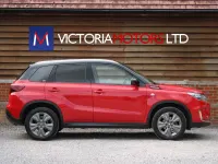 Używany Suzuki Vitara SZ-T 116 KM (85 kW) 2022 Czerwony SUV